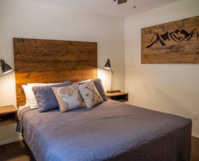 Cabin 7, Eagle Cap Chalets