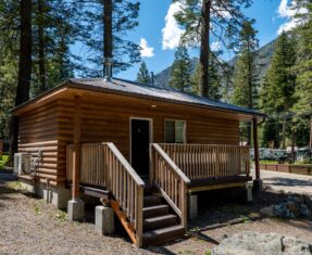 Honeymoon Cabin &#8211; 8, Eagle Cap Chalets
