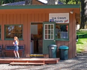 Amenities, Eagle Cap Chalets